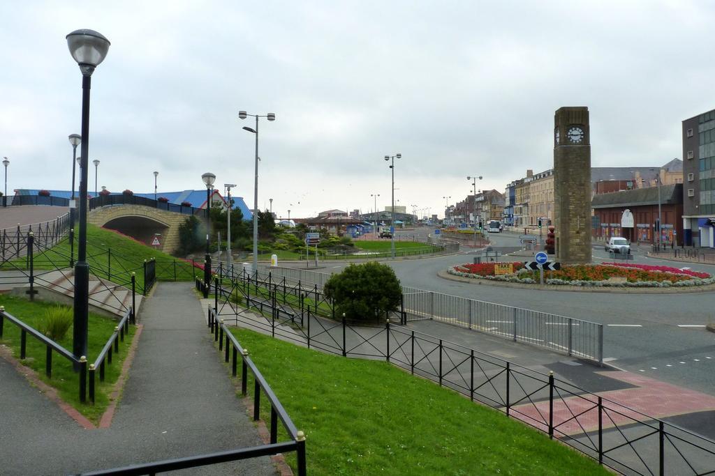 Westminster Hotel Rhyl Eksteriør bilde
