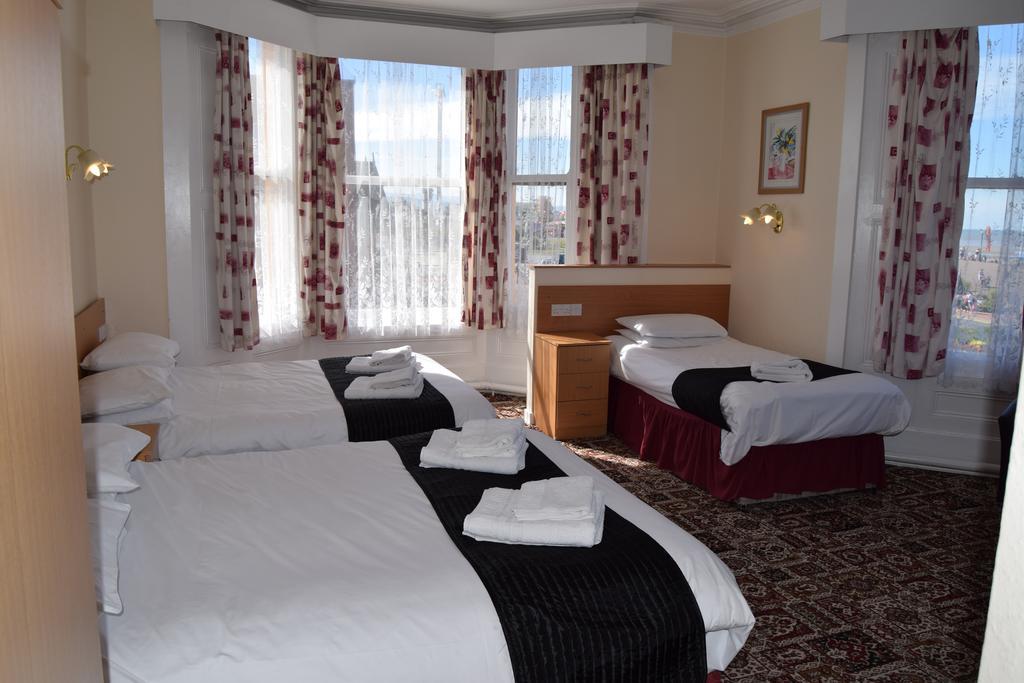 Westminster Hotel Rhyl Eksteriør bilde